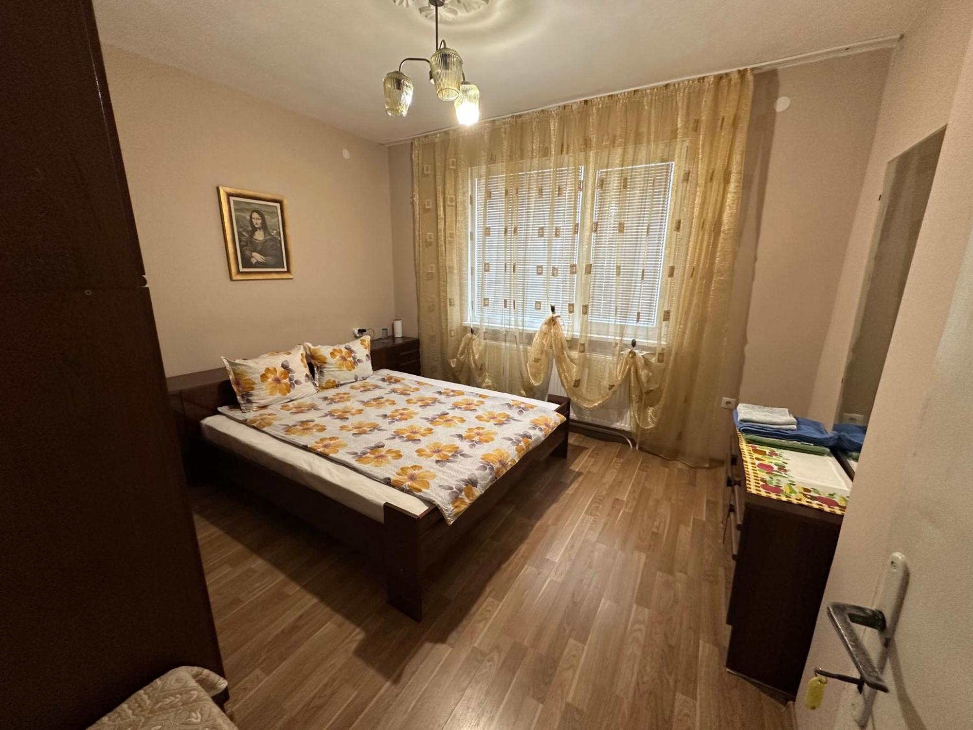 Velkovski Guest House Hisarya Bagian luar foto